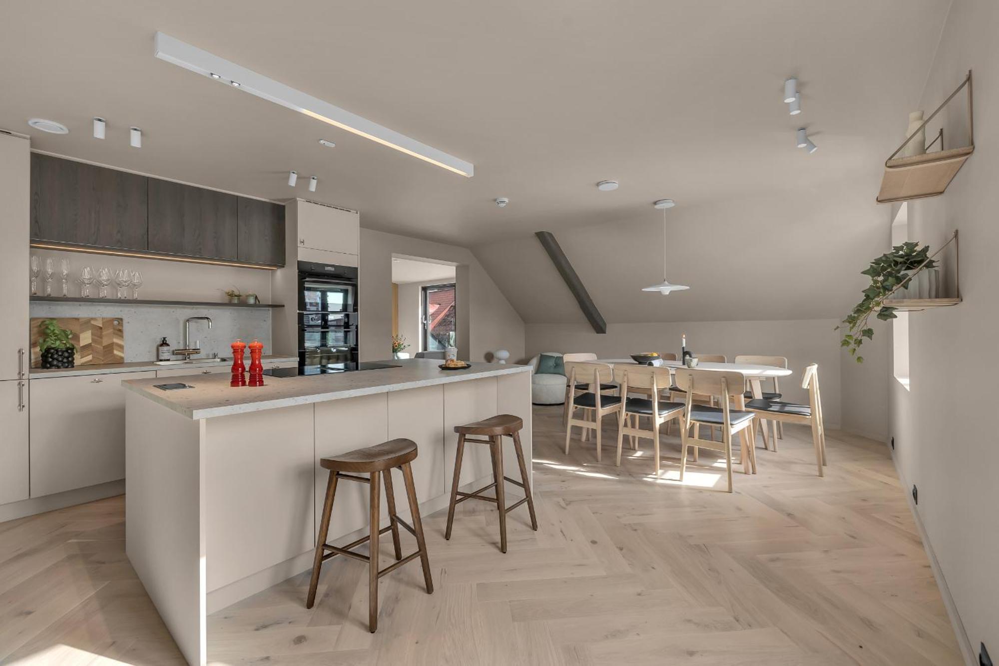 The Loft - Central Top Floor Apartment With 4 Bedrooms トロムソ エクステリア 写真