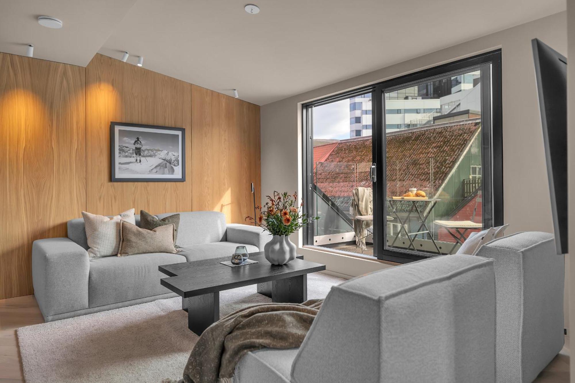 The Loft - Central Top Floor Apartment With 4 Bedrooms トロムソ エクステリア 写真